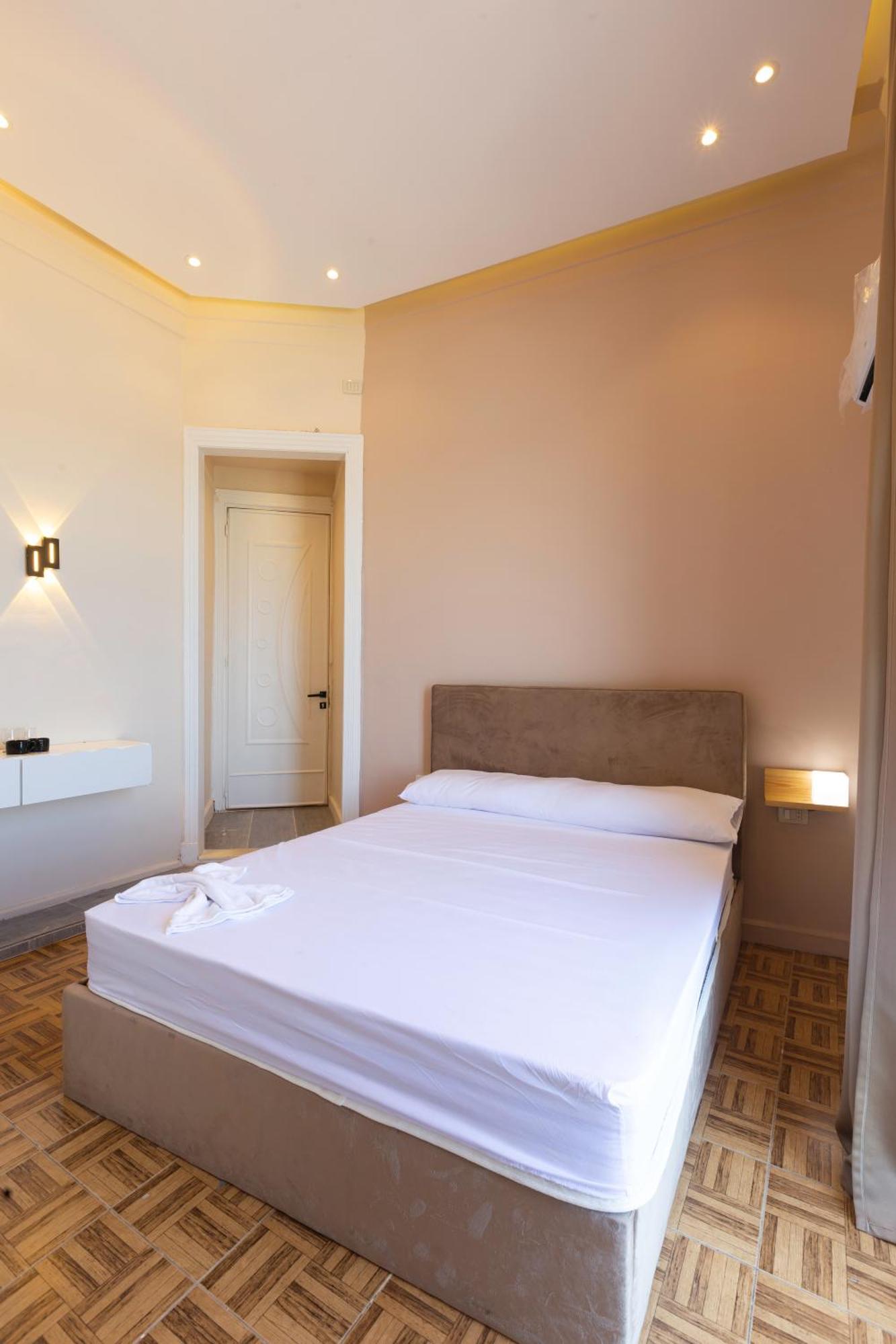 Hyat Hostel & Suites Alexandria Ngoại thất bức ảnh